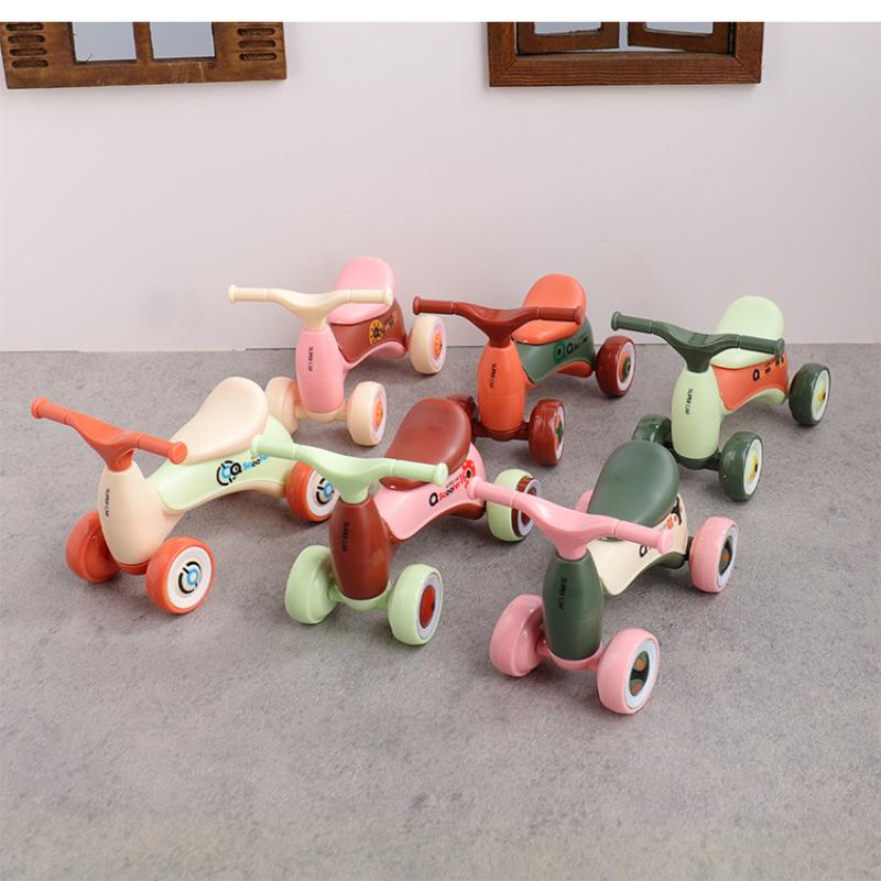รถของเล่นเด็กแบบจำลองขนาดเล็กน - Scooter Electric บทวิจารณ์และราคา